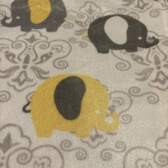 S L Home Fashions Baby Blanket Elephants Grey Yellow White Sherpa 30” X 38” - Picture 2 of 6